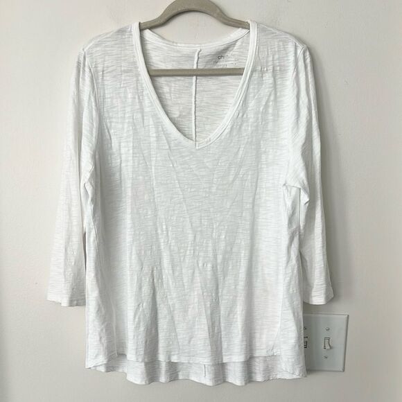 Chico’s The Ultimate White Cotton Tee 2=L - Picture 1 of 5